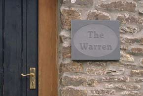 shate house signs